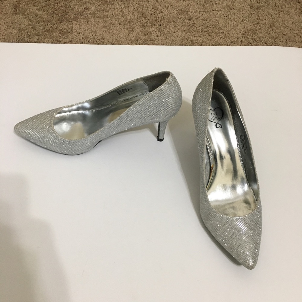 143 girls heels